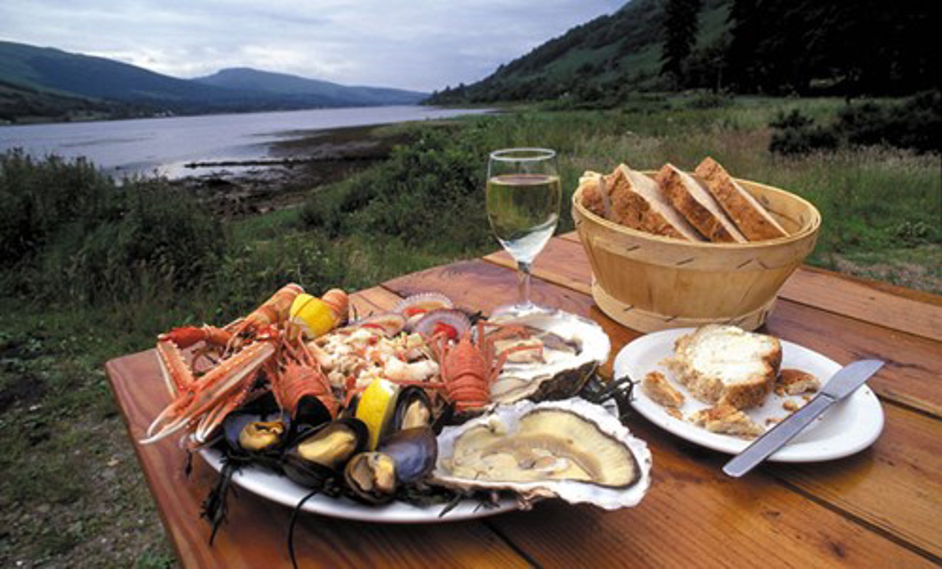 Argyll Seafood Trail Shellfishplatter Loch Fyne Oysters