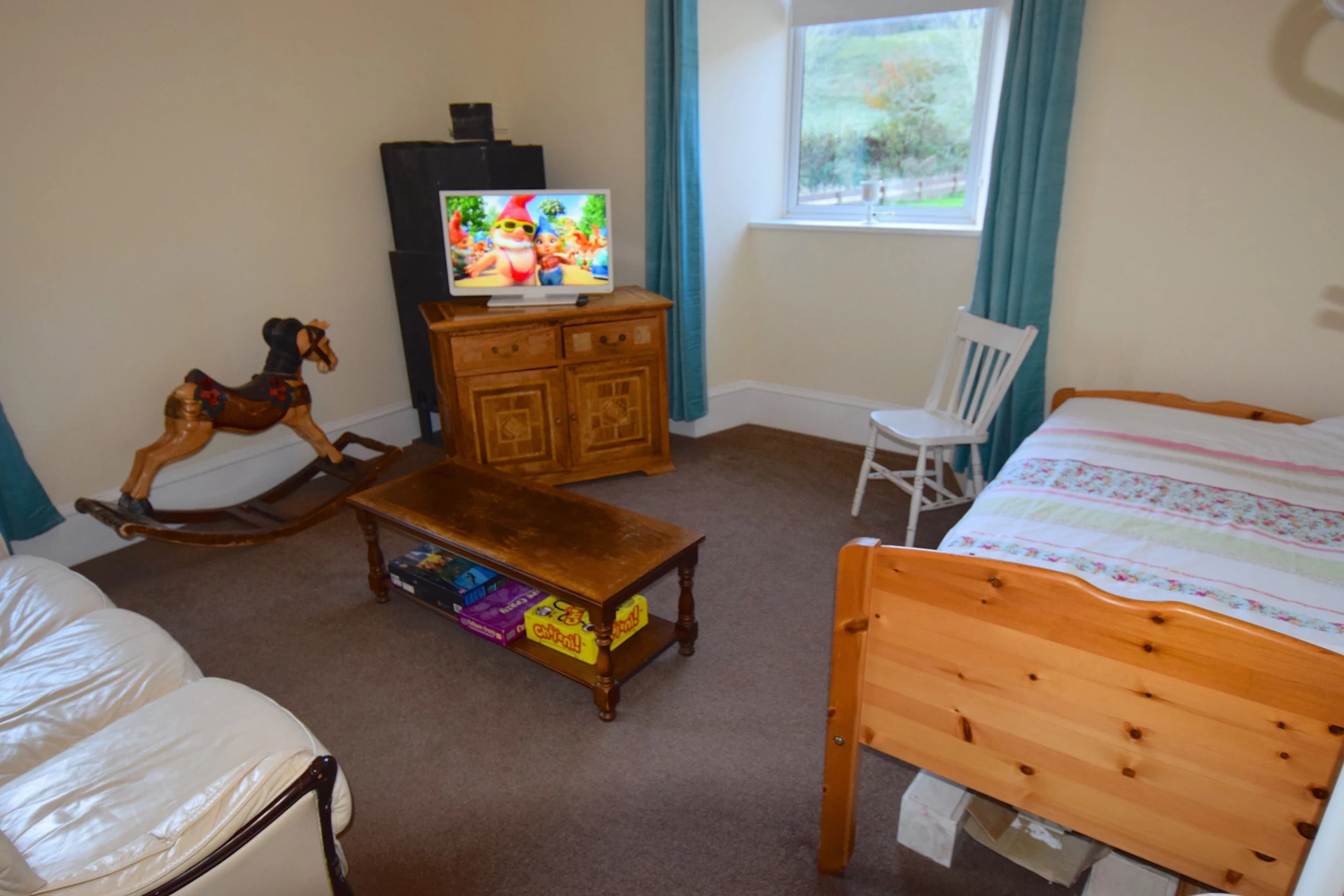 Beach House at Carrick Castle Image 1