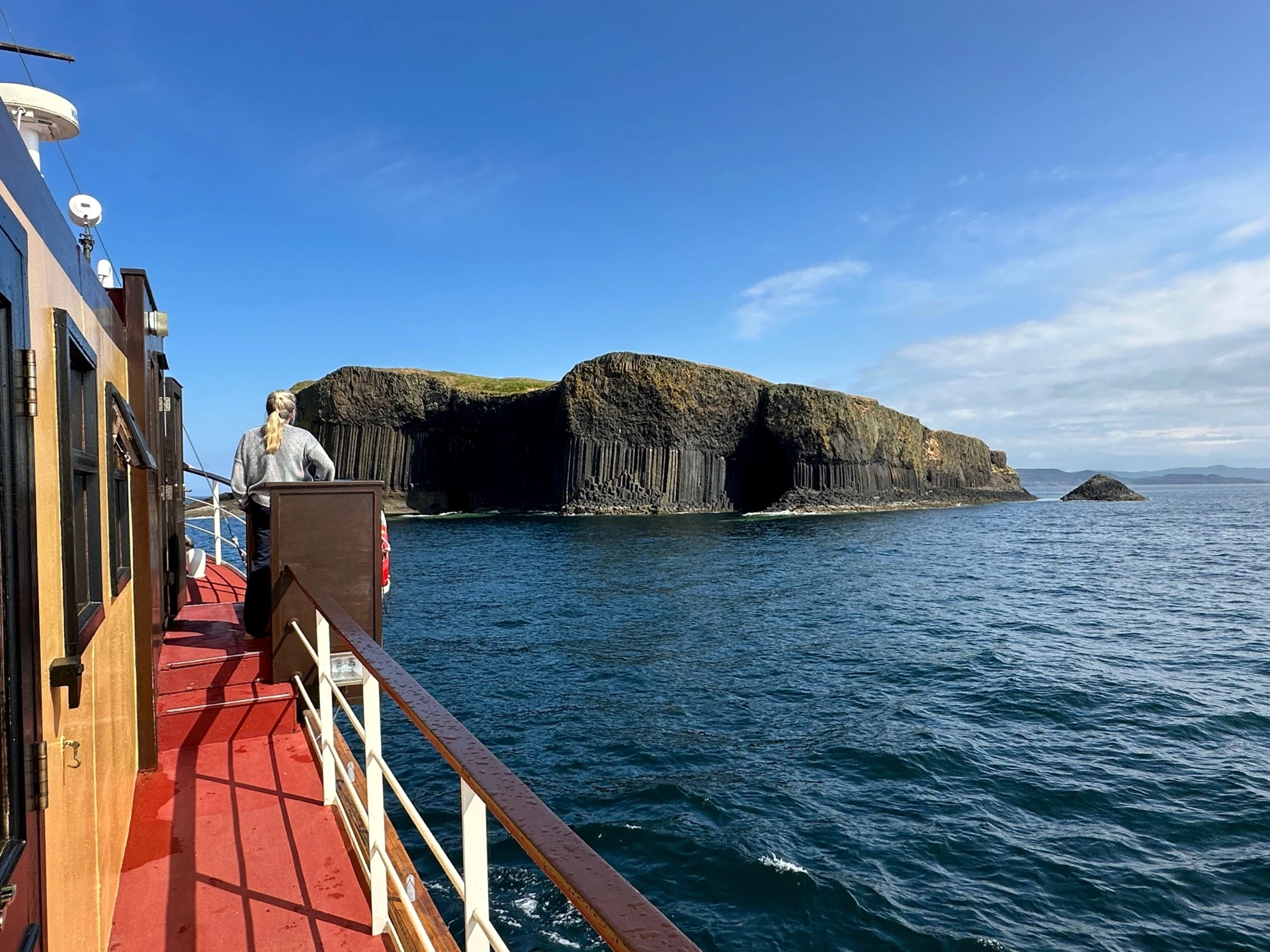 Tracey Davies Looking To Staffa